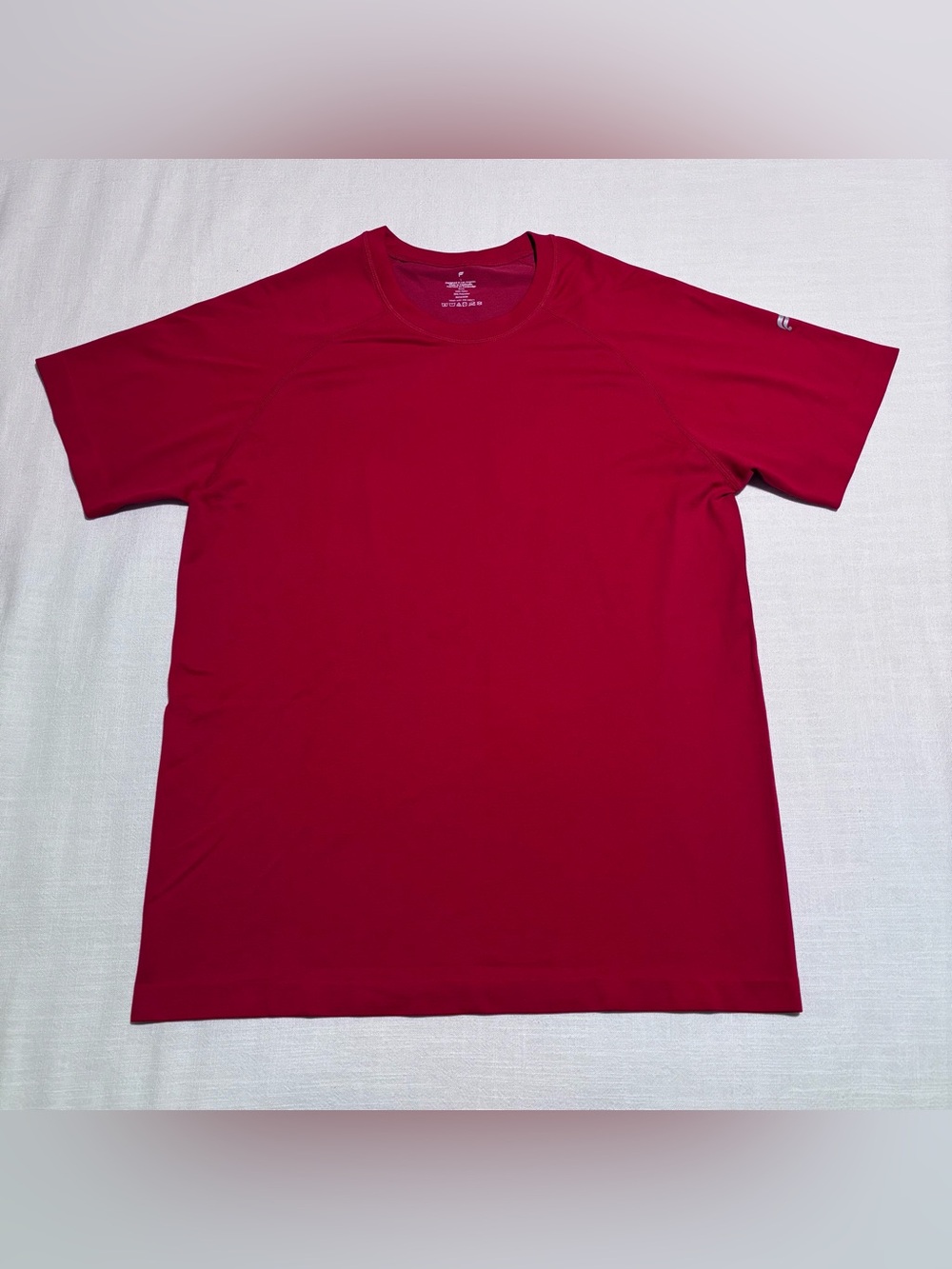 Men’s Fabletics The Training Day Tee | Red | Size Large